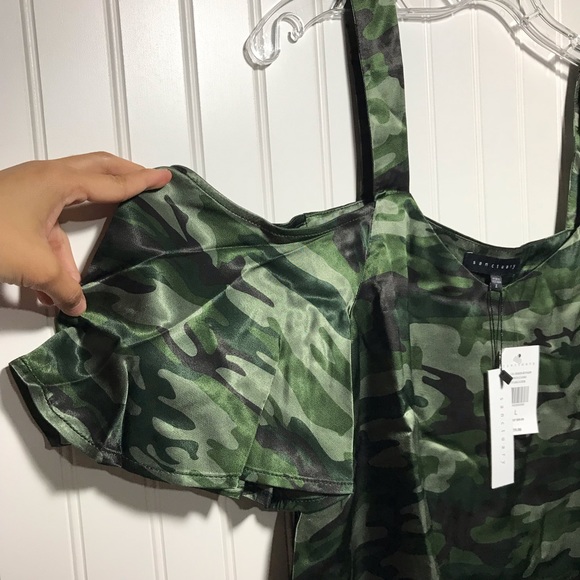 Sanctuary Drea Bare Camo Print Shoulder Blouse - Picture 5 of 8